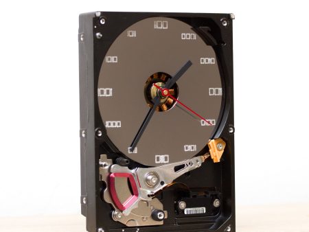 Desk clock made of recycled HDD drive Discount